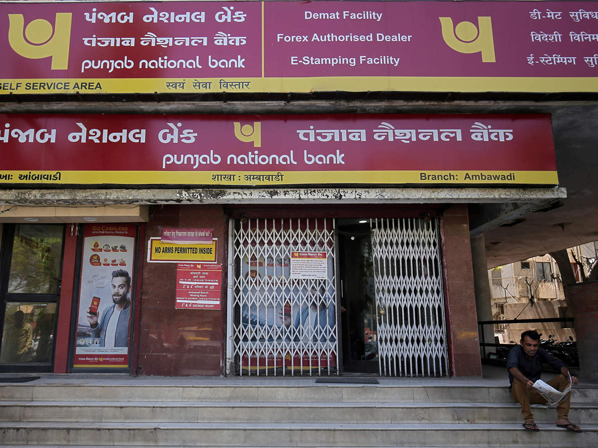 PNB Hikes the charges for general customers. New Debit Card Charges from 1 April.