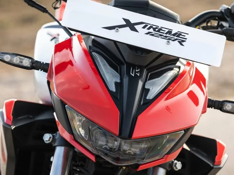 Experience the Power and Efficiency of Hero Xtreme 125R with 66kmpl Mileage and Tons of Features!