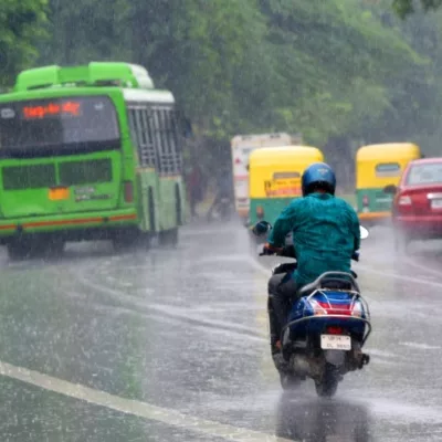 Delhi NCR Warned For Rain Again Today. High Wind Can Get Evening Traffic Worst.