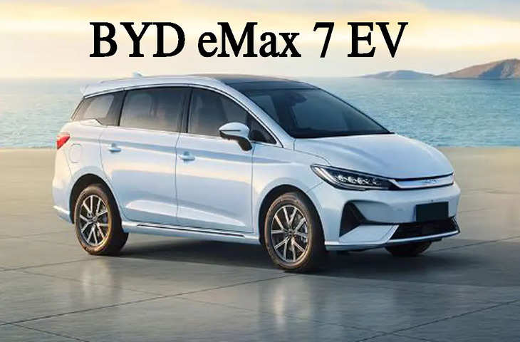 Book BYD eMAX 7 Premium MPV immediately for an amount of only ₹ 51000, first 1000 customers will get bumper rewards.