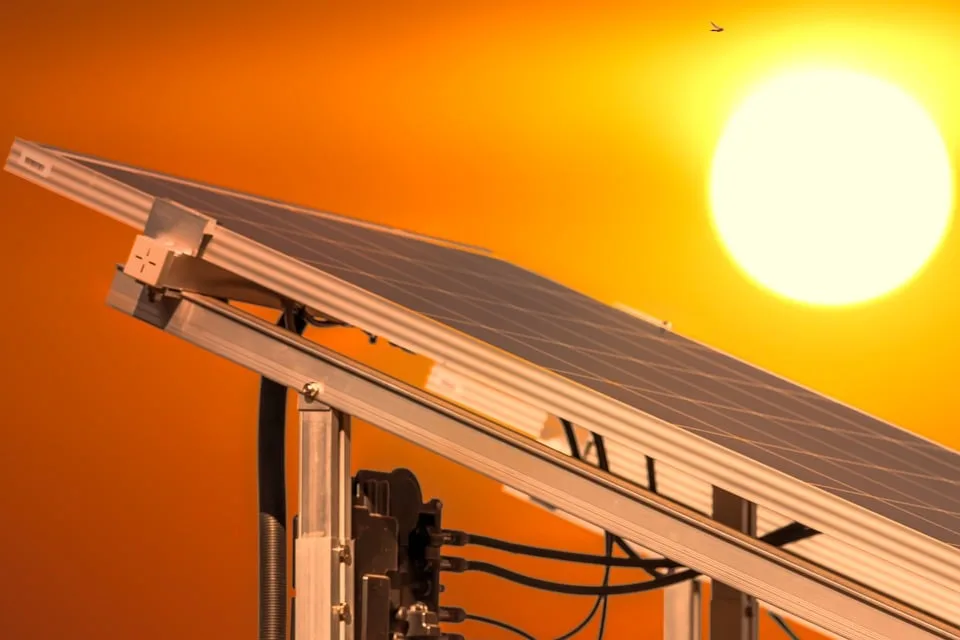 Solar Water Heater Top 5 Manufacturers Company: Know About The Top 5 Solar Water Heater Companies In India!