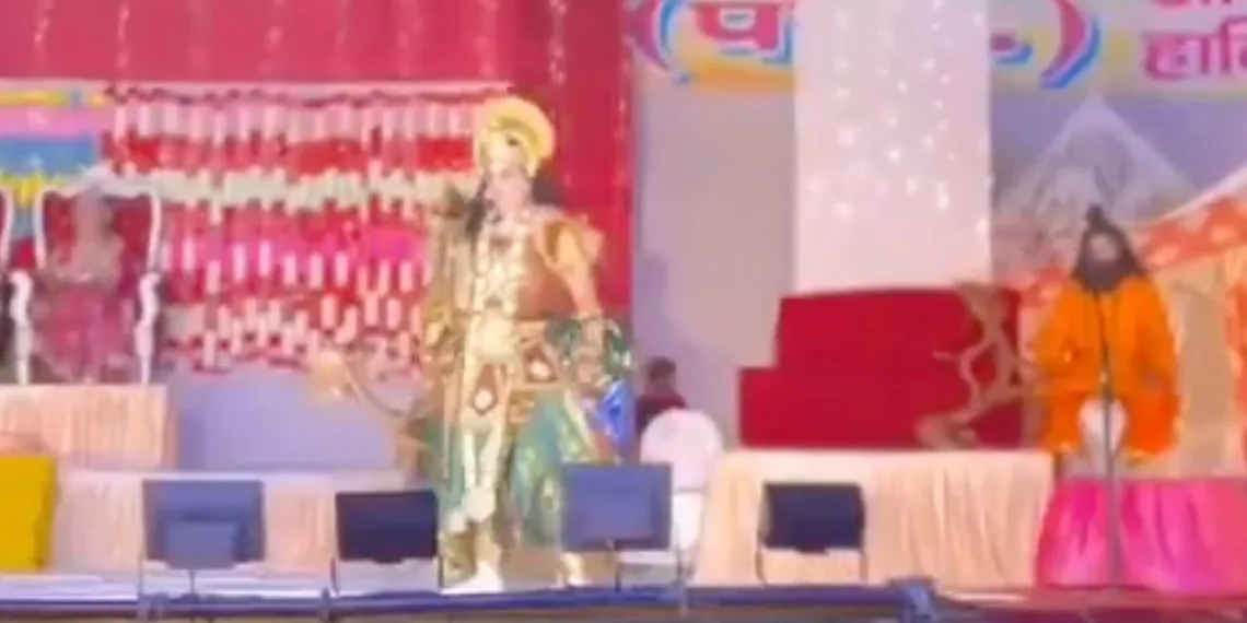 Ramlila Delhi Ramlila On Stage Actor Got Stroke. Lord Rama Character No More During Performance