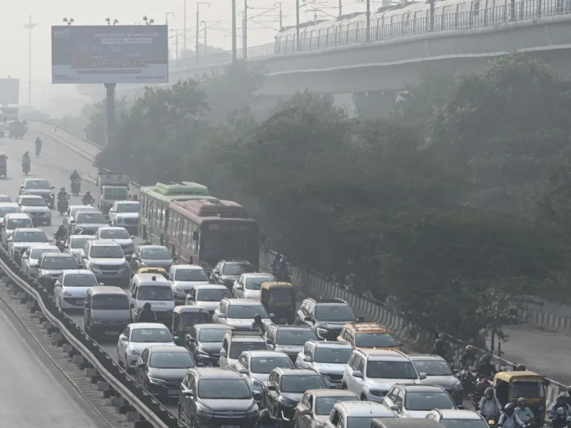 Delhi Government Seizes Over 2200 Vehicles To Tackle Air Pollution Delhi Government Seizes Over 2,200 Vehicles To Tackle Air Pollution .