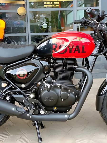 Get Great Deals During Festivals: Great Offers On Royal Enfield Hunter 350 Price, Book Now!