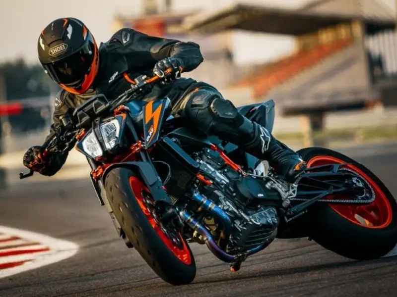 Ktm 890 Duke R Key Highlights Ktm 890 Duke R: Key Highlights .