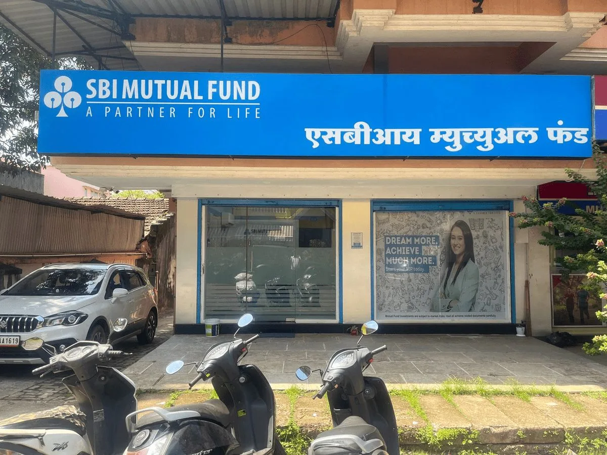 Top 5 Sbi Mutual Funds Giving Return Upto 24 Percent Every Year. People Making Crores With Sip Jpeg Top 5 Sbi Mutual Funds Giving Return Upto 24 Percent Every Year. People Making Crores With Sip.