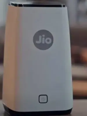 Jio Announced Free Airfibre Service To Fight Starlink And Airtelxtreme Air.