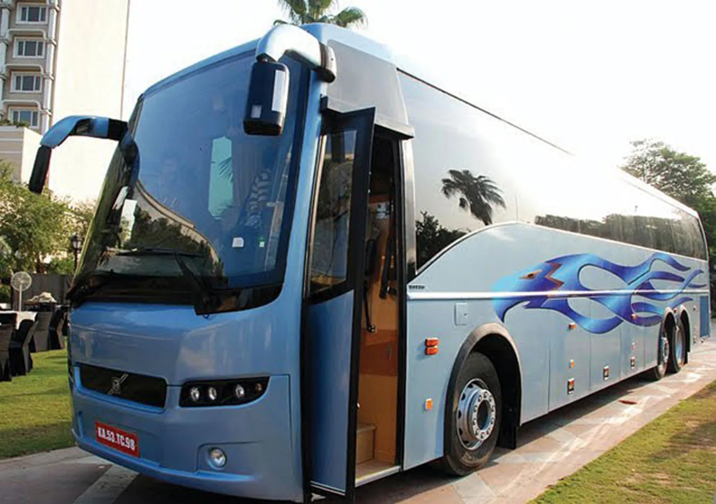 Patna Delhi Luxury Bus Patna To Delhi Luxury Bus Service Starting Via Expressway Route. No More Railway Waiting Tickets.