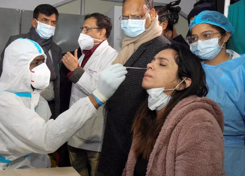 Covid19 Covid Knocked Delhi, Gurugram, Patna And West Bengal Now. People Infected Crossed Century Mark.