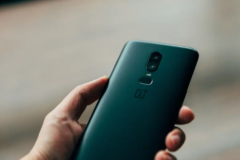 Oneplus 13S Oneplus Back With Iphone Alternative. Super Sasta Budget With Sony Camera Arrived.