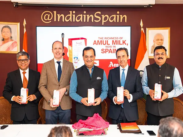 Amul In Spain Amul Now Available In Spain. Foreigners Will Taste Indian Flavour. Embassy Announced Big Indian Story.