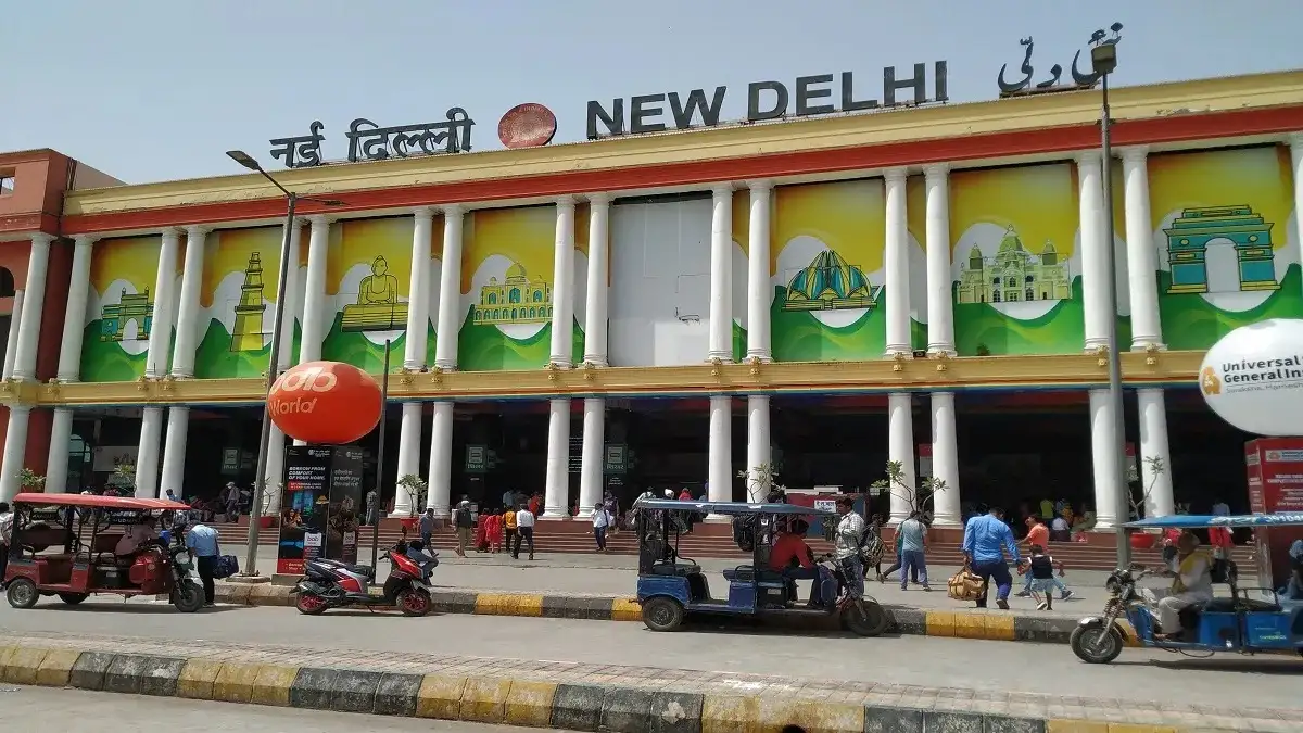 Ndls Station Bulldozer Action Bulldozer Action On New Delhi Railway Station. Mega Shift For Passengers Travelling To Ndls.