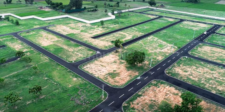 Plots In Yamuna City 8,000 Plots And New Housing Scheme In Yamuna City For Landless Farmers And Labourers Arrived.
