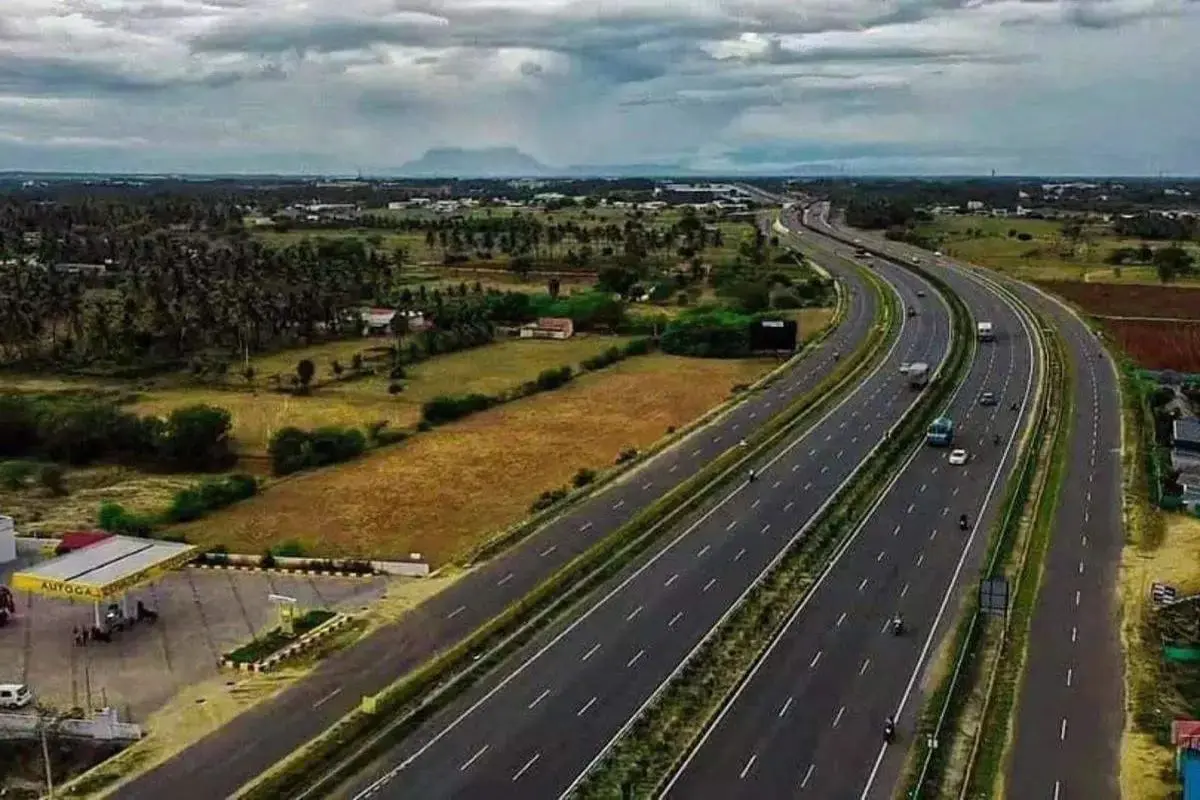 Samridhi Expressway New Start Another Expressway Started Connecting 10 District. Half Will Be Travelling Time To These Cities In Maharastra.