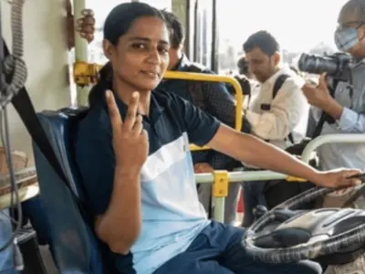 Dtc Bus Ticket Can Be Taken By Upi Now In Full Delhi Travelling. New Rule Implemented.