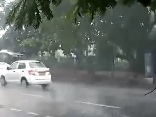 Heavy Rainfall Expected In Odisha Until October 4 Due To Low Pressure In Bay Of Bengal, Imd Issues Warning For Fishermen