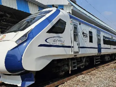 Modi Launches 4 Vande Bharat Trains From Varanasi, Enhancing Connectivity To Khajuraho, Lucknow, And More With Significant Time Savings.